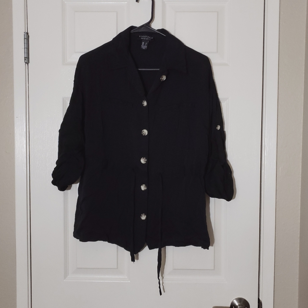 Tie-waist button-down